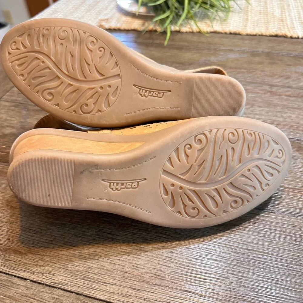 Earth‎ Origins Cascade Camel Wedge Sandals Leather Tan Cutout Ankle Strap 9B